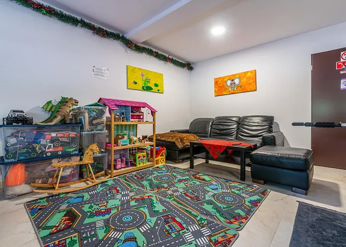 Apartamenty z widokiem&Balia - Willa KRÓLE 25A Harenda SKI by RentiloPL